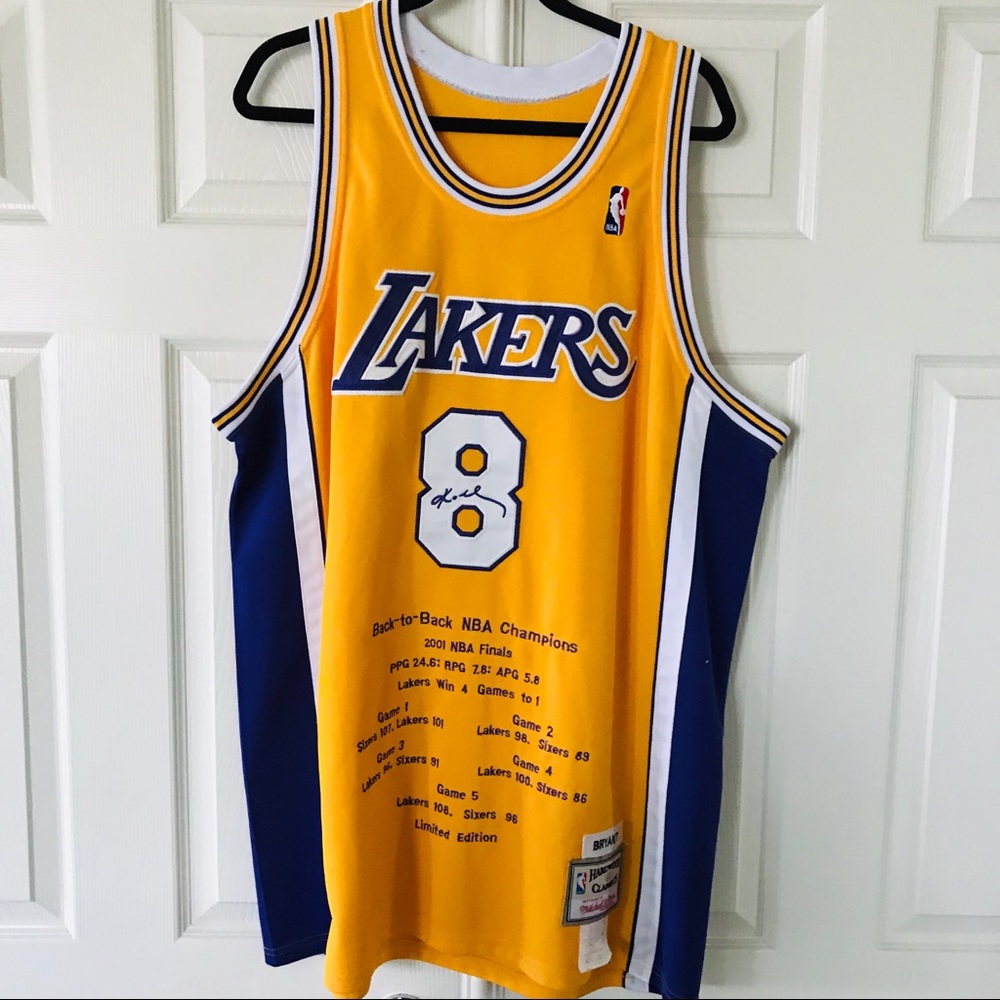 Lakers Kobe Bryant Jersey in Yellow